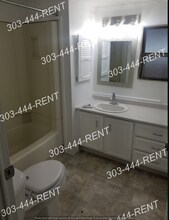 8559 Colorado Ct in Denver, CO - Building Photo - Building Photo