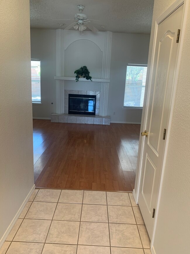 846 San Juan Dr in Alamogordo, NM - Building Photo - Building Photo
