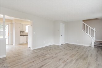 4757 Orchard Rd in Mentor, OH - Building Photo - Building Photo