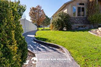 4071 S Sandpiper Ln in Saratoga Springs, UT - Building Photo - Building Photo