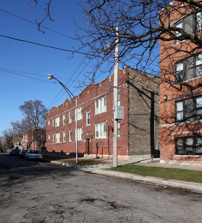 7657 S Eggleston Ave in Chicago, IL - Building Photo - Building Photo