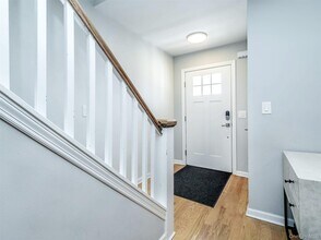 17 Winans Pl in Locust Valley, NY - Building Photo - Building Photo