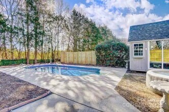 2514 Caprock Ct in Charlotte, NC - Building Photo - Building Photo