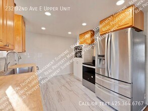 232 32nd Ave E in Seattle, WA - Building Photo - Building Photo