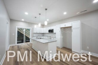 20 Schiller St in Indianapolis, IN - Building Photo - Building Photo