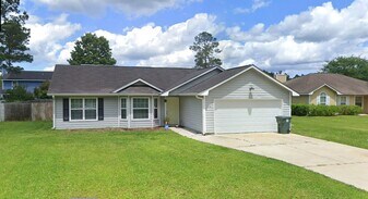 254 Merriwood Cir in Kingsland, GA - Building Photo