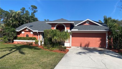 71 Heritage Way in Naples, FL - Building Photo - Building Photo