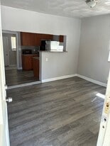 4425-4427 NW 23rd Ct in Miami, FL - Building Photo