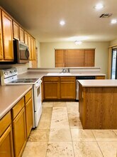 1266 W Kingbird Dr in Chandler, AZ - Building Photo - Building Photo