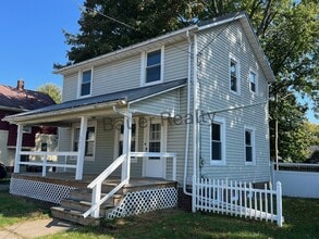 313 Miller St in Ashland, OH - Building Photo - Building Photo