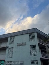 300 Layne Blvd in Hallandale Beach, FL - Building Photo - Building Photo