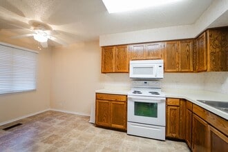 20 Cortez Way in Hot Springs, AR - Building Photo - Building Photo