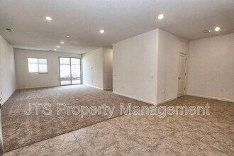 4181 Paisleyshire Way in Rancho Cordova, CA - Building Photo - Building Photo