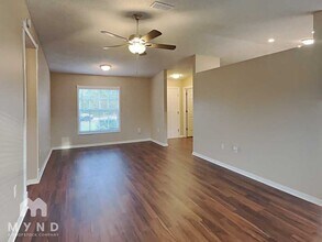 3291 Rocky Ave in Spring Hill, FL - Building Photo - Building Photo