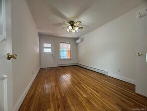 47-19 213th St in Queens, NY - Building Photo - Building Photo