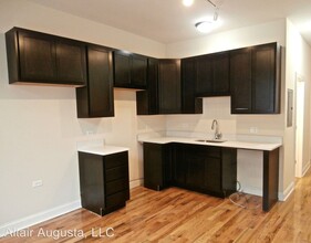 2540 Augusta W Blvd, Unit 1F in Chicago, IL - Building Photo - Building Photo