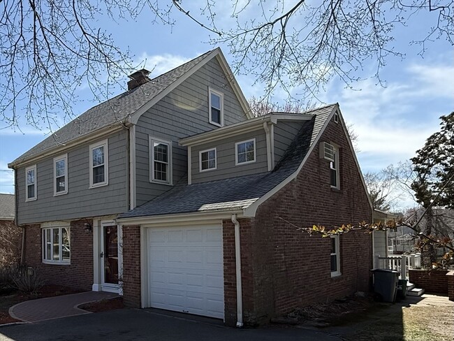 139 Webster St in Needham, MA - Building Photo - Building Photo