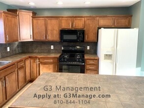 6304 Stephen in Brighton, MI - Building Photo - Building Photo