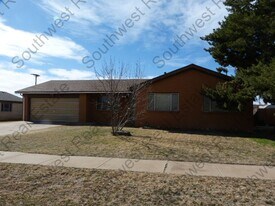 109 Cactus Dr in Clovis, NM - Building Photo
