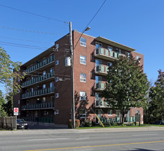 Red Hill Valley Condos in Hamilton, ON - Building Photo - Building Photo