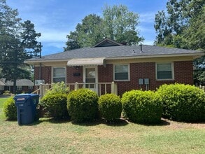 901 Parrott Ave in Kinston, NC - Building Photo - Building Photo