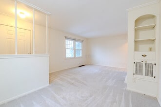 6825 Xerxes Ave S in Minneapolis, MN - Building Photo - Building Photo