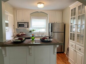 529 Whitham Ave in Fayetteville, AR - Foto de edificio - Building Photo