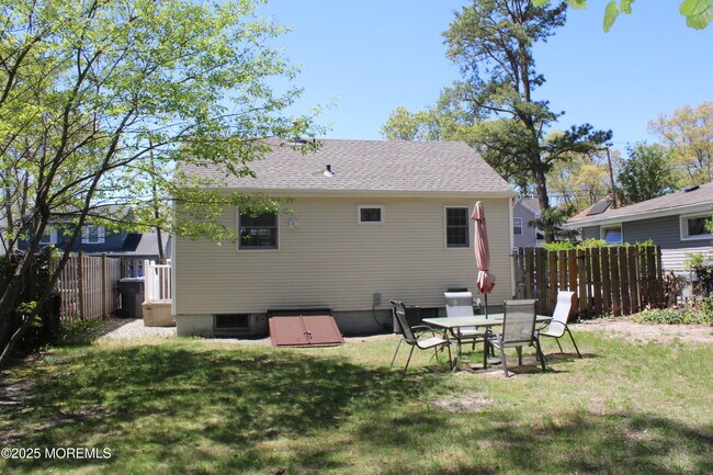 21 Coolidge Dr in Brick, NJ - Building Photo - Building Photo