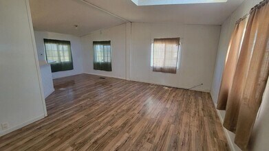 48911 289th St W in Lancaster, CA - Building Photo - Building Photo