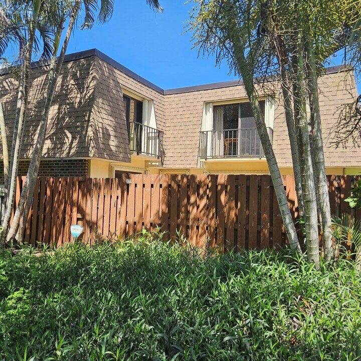 2952 SW 22nd Cir in Delray Beach, FL - Building Photo