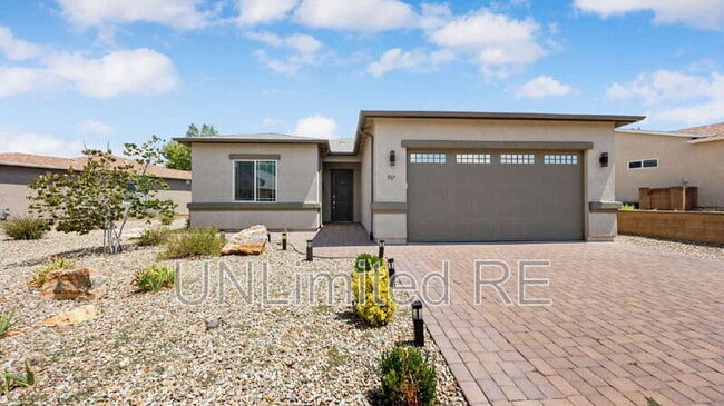 property at 937 N Gomez St