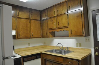 1886 Nicklaus Ct in Tallahassee, FL - Building Photo - Building Photo