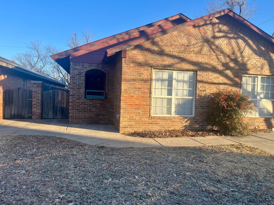 1607 NW 16th St in Oklahoma City, OK - Building Photo