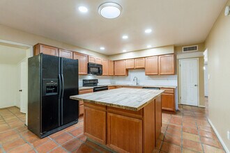 1025 W 12th Pl in Tempe, AZ - Building Photo - Building Photo
