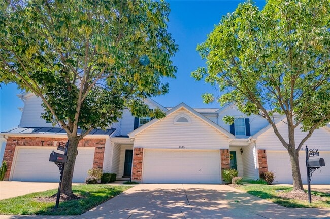 property at 4323 Bristol View Ct