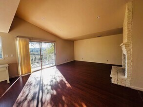 1518 Sutter Creek Dr in Folsom, CA - Building Photo - Building Photo