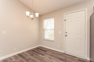 1316 S Hampton Ct in Nashville, TN - Building Photo - Building Photo