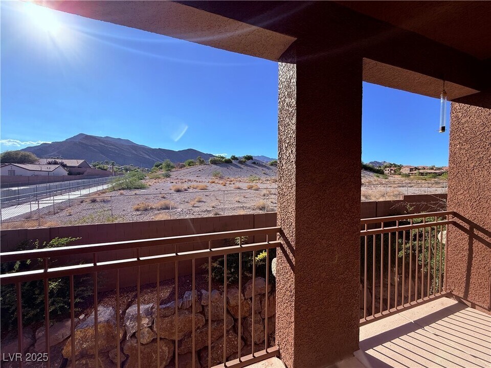 3805 Ormond Beach St in Las Vegas, NV - Building Photo