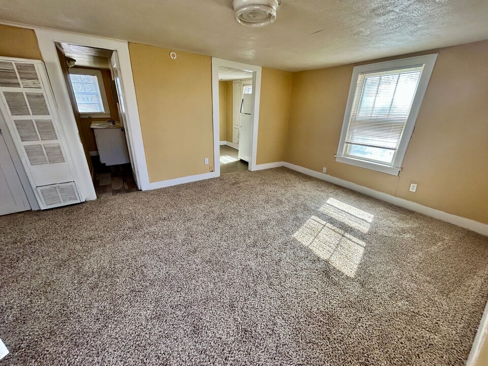 2122 16th St in Lubbock, TX - Building Photo