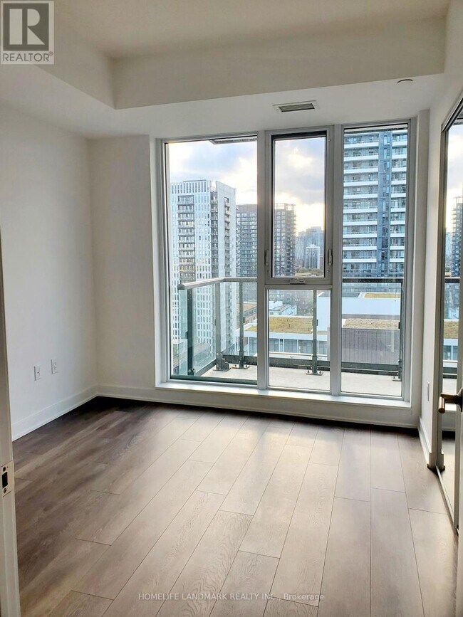 130-1130 River St in Toronto, ON - Building Photo - Building Photo