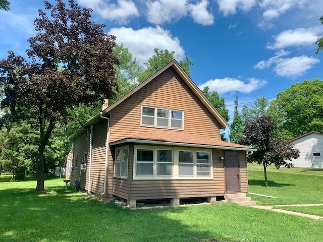 807 Well St in Onalaska, WI - Building Photo