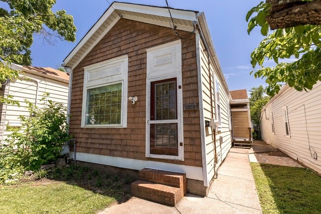 property at 1206 Payne St