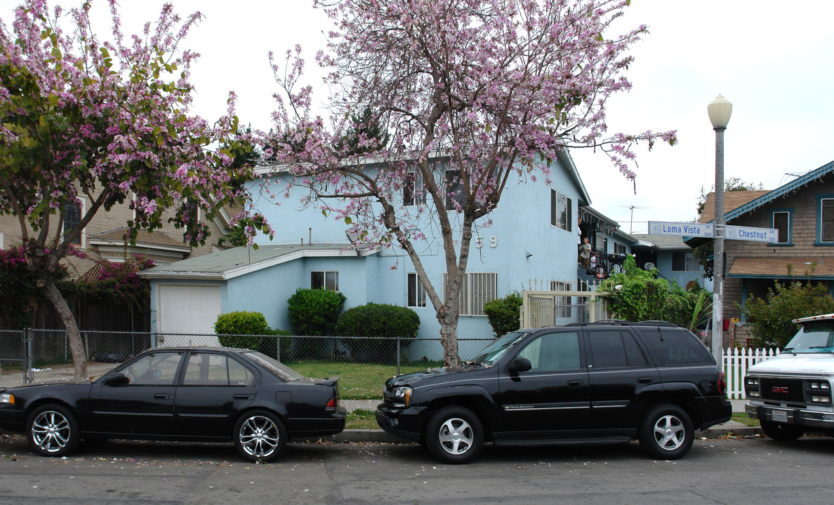 1259 N Loma Vista Dr in Long Beach, CA - Foto de edificio