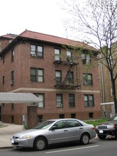 118-53 Metropolitan Ave in Kew Gardens, NY - Building Photo - Building Photo