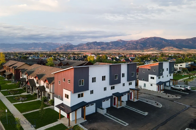 2981 Fen Way in Bozeman, MT - Building Photo - Building Photo