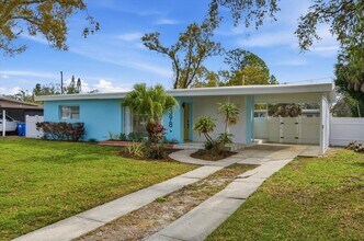 4398 Neptune Dr SE in St. Petersburg, FL - Building Photo - Building Photo