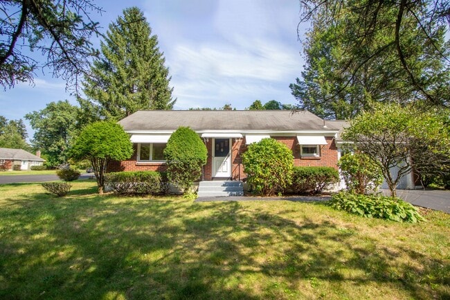 property at 11 Brookwood Dr