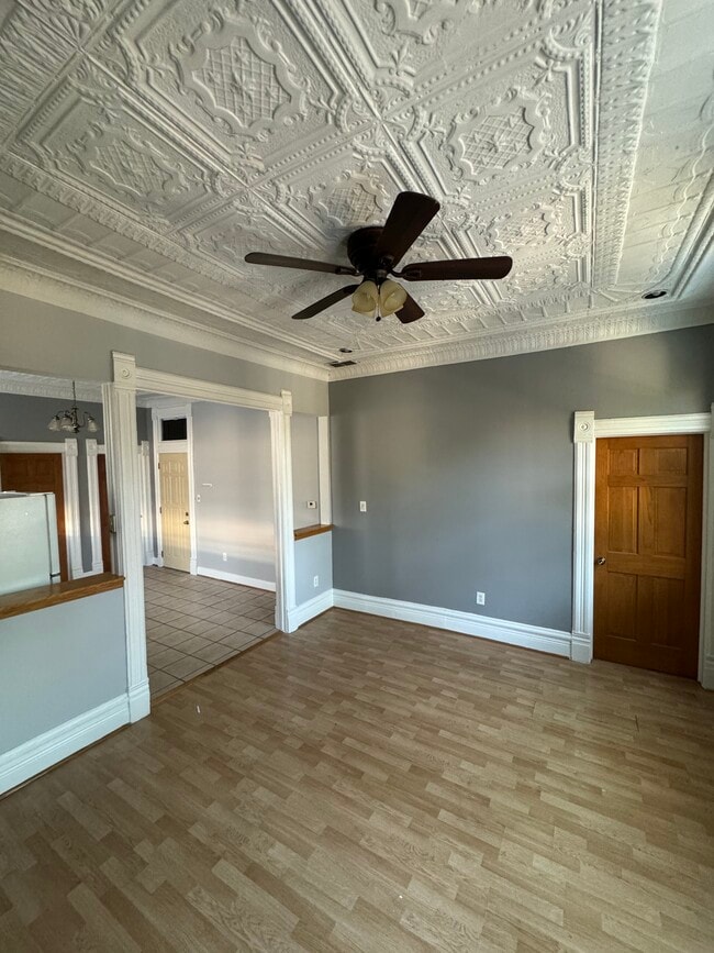 1735 W 17th St, Unit 2F