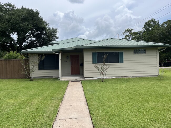 property at 238 McLemore Dr