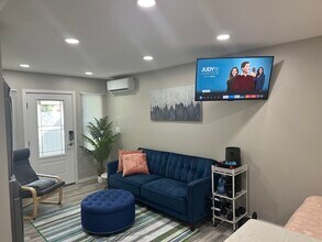 7020 Mango Ave S in St. Petersburg, FL - Building Photo - Building Photo